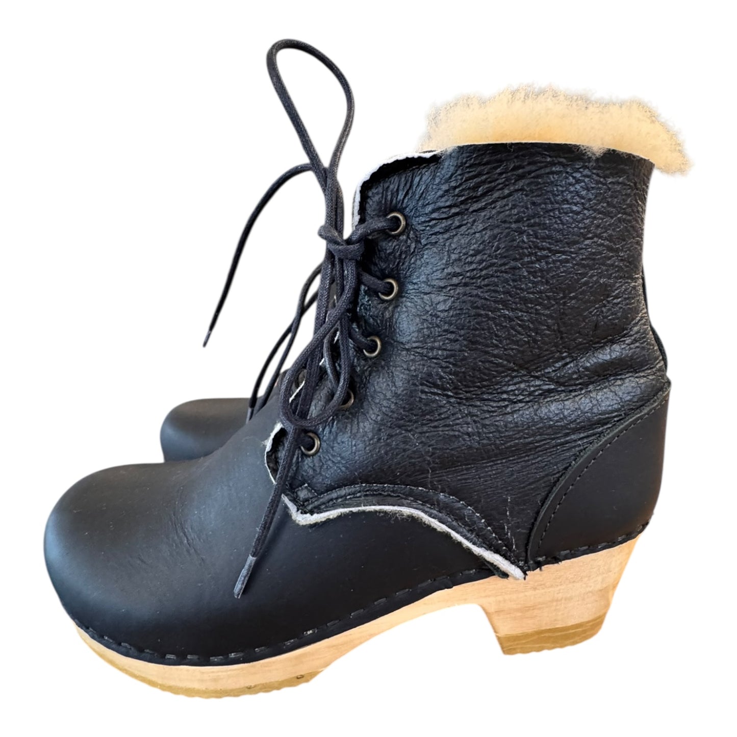 Boots Ankle Heels By Clothes Mentor In Black, Size:6.5