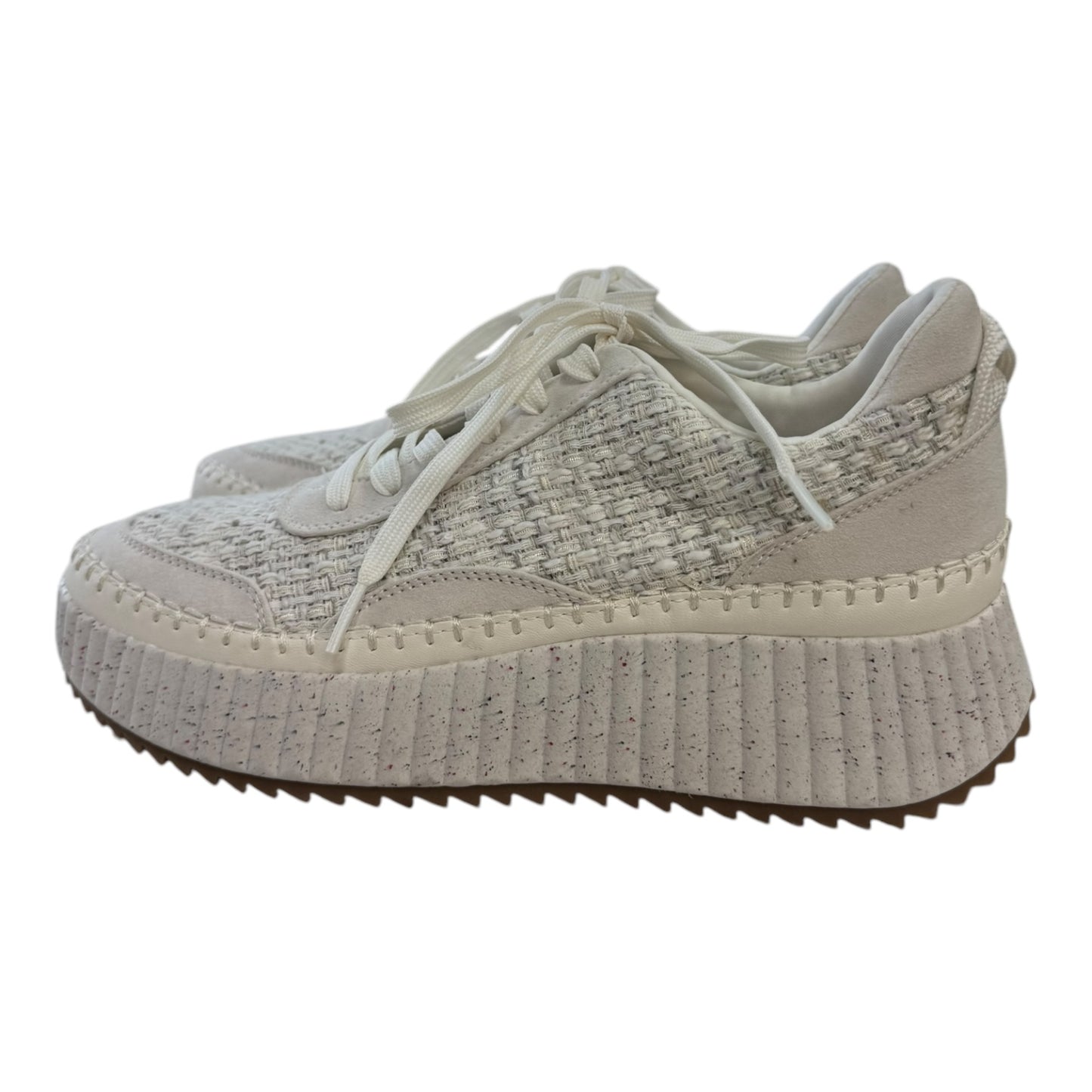 Shoes Athletic By Universal Thread Size: 11