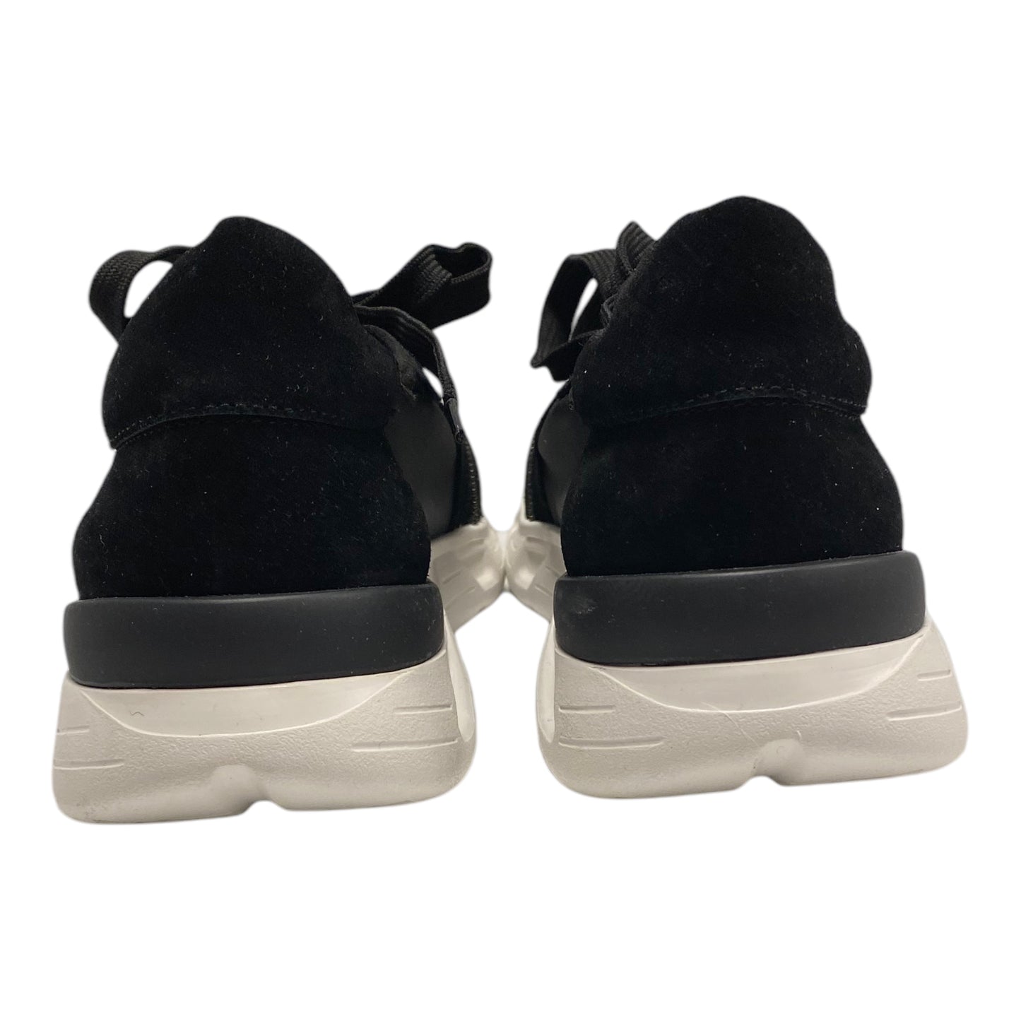 Shoes Sneakers By Vaneli Size: 8.5