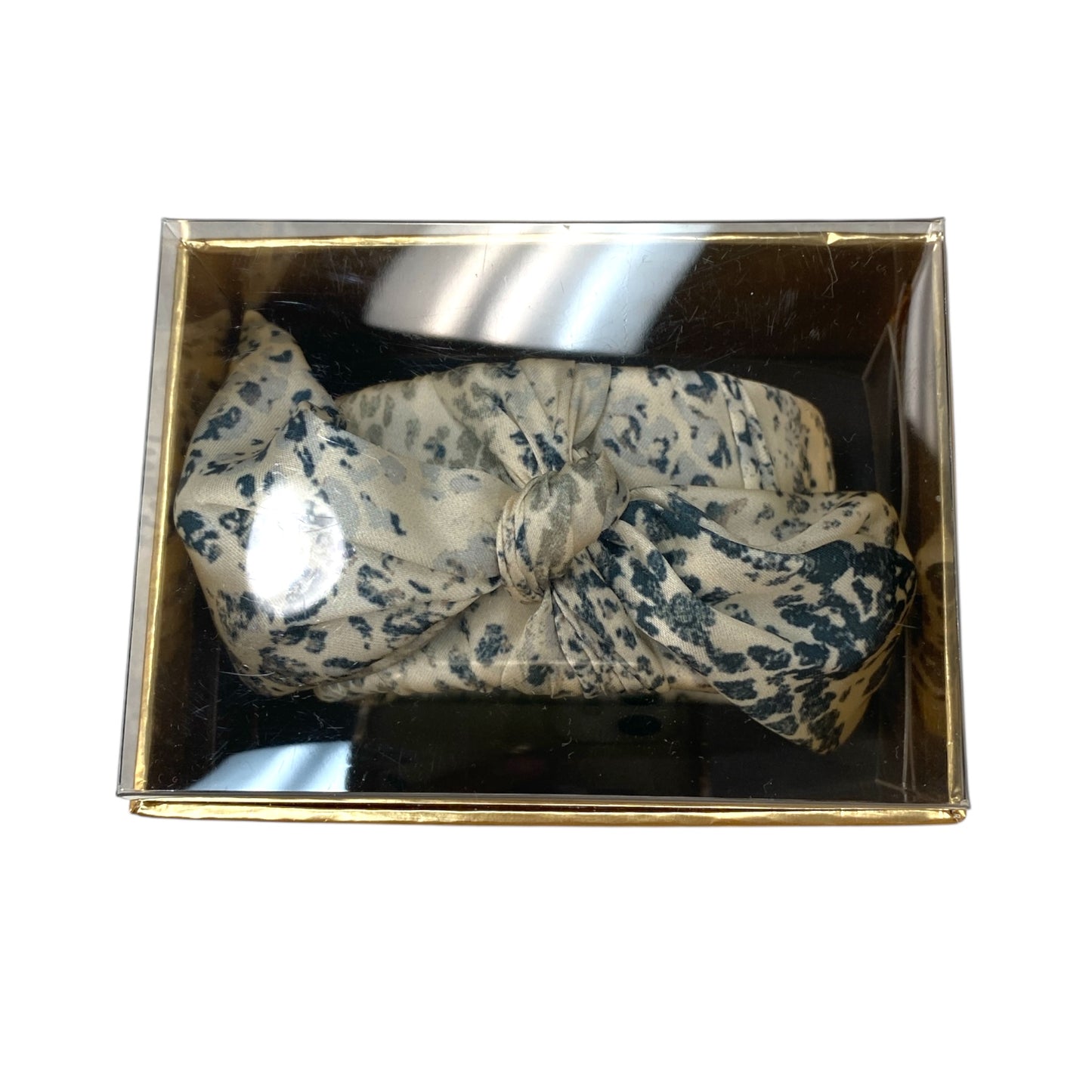 Bracelet Cuff By Clothes Mentor In Animal Print