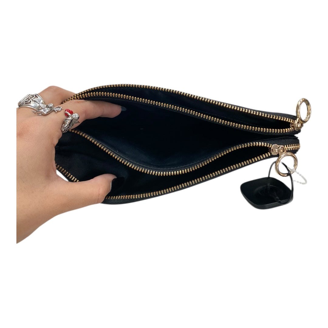 Wristlet By Lululemon In Black, Size:Medium