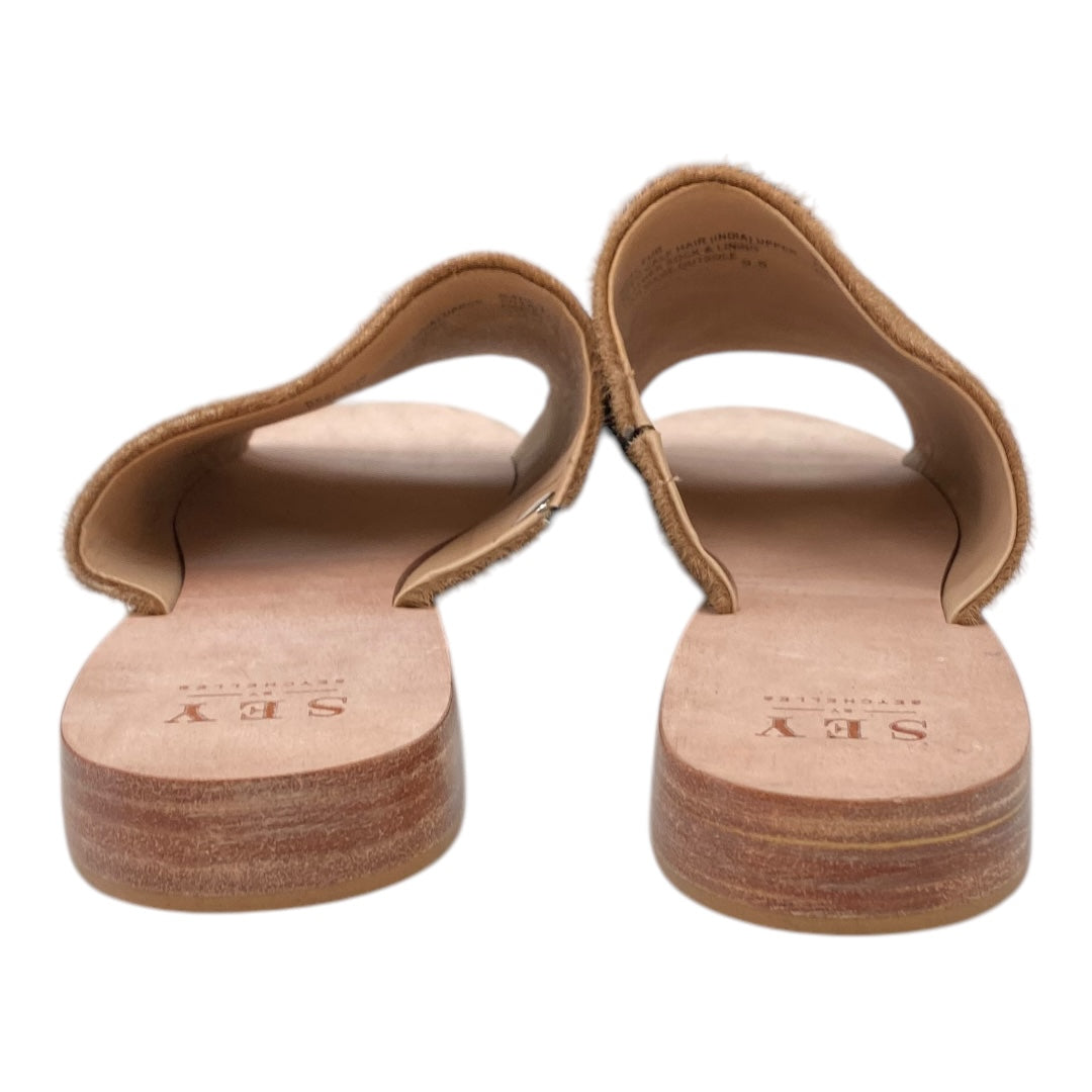 Sandals Flats By Seychelles In Tan, Size:9.5