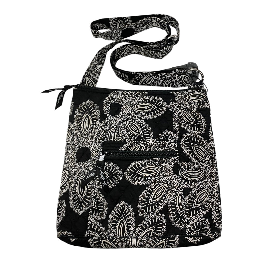 Handbag By Vera Bradley In Black & White, Size:Medium