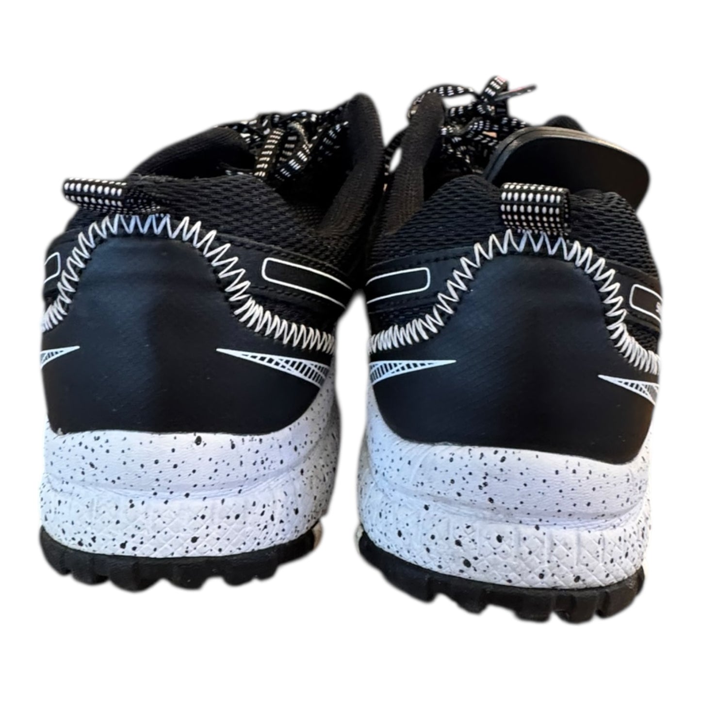 Shoes Athletic By Skechers In Black, Size:9.5