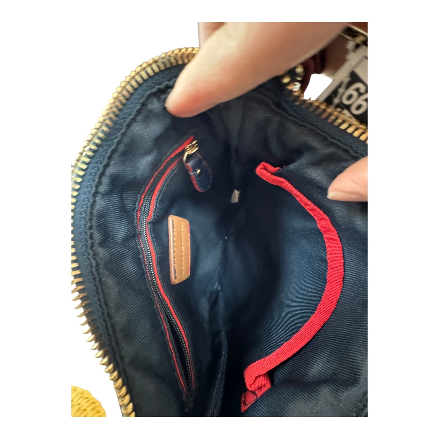 Handbag By Tommy Hilfiger In Camouflage Print, Size:Small