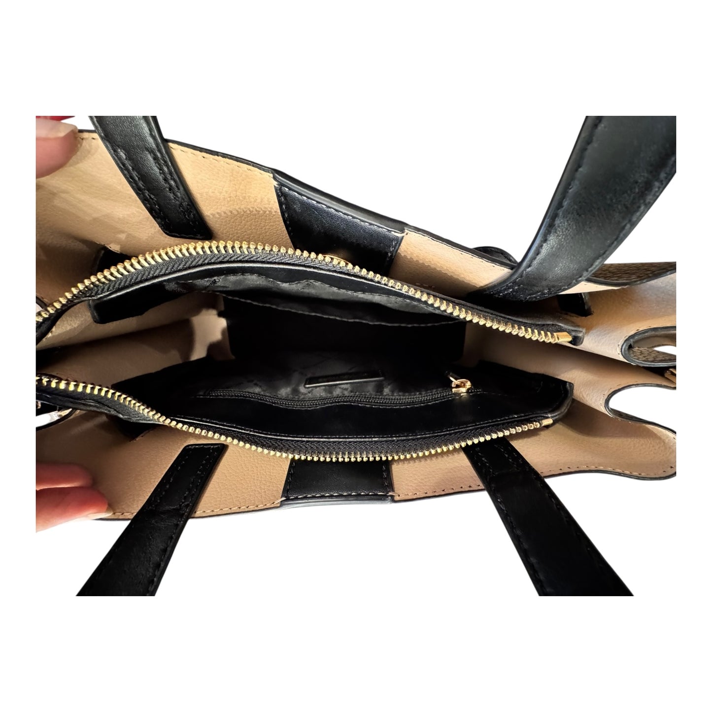 Handbag Designer By Michael Kors In Black, Size:Medium