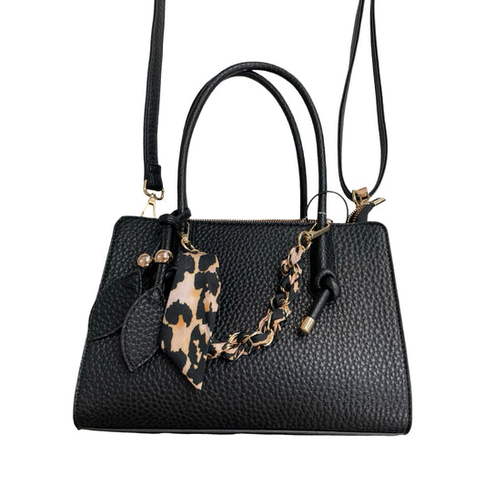 Handbag By Clothes Mentor In Black, Size:Medium