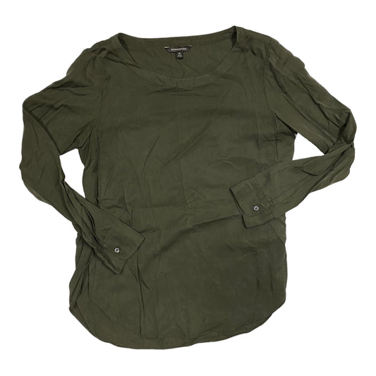 Top Long Sleeve By Banana Republic In Green, Size: M