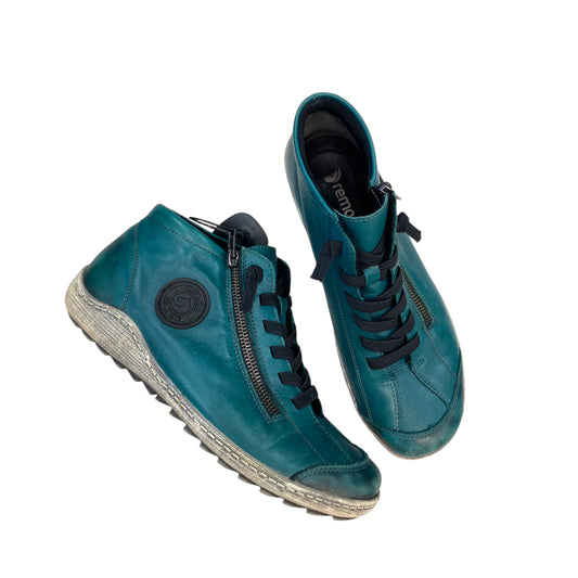 Shoes Sneakers By Cmc In Teal, Size: 8.5