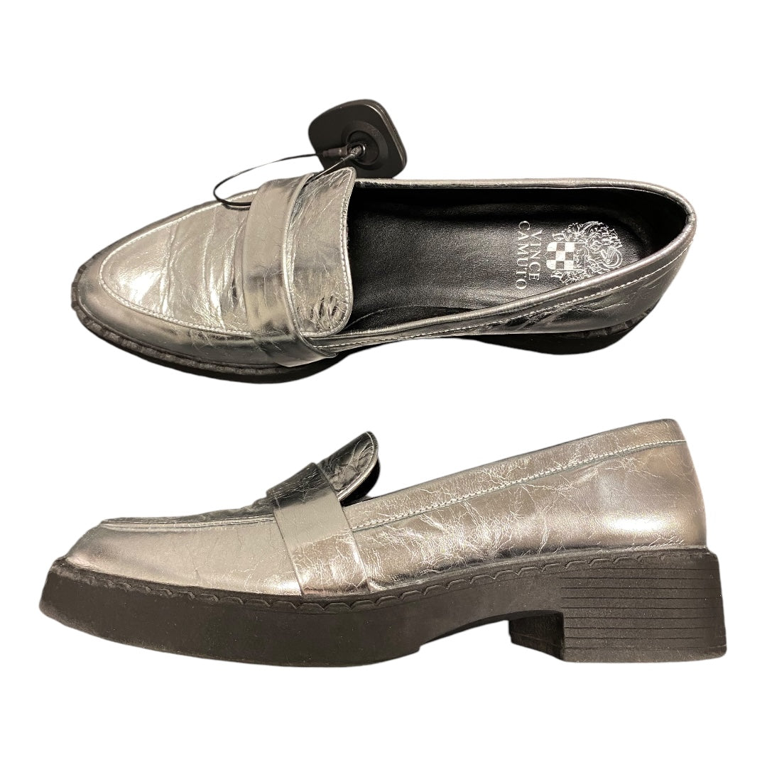 Shoes Flats By Vince Camuto In Silver, Size: 9