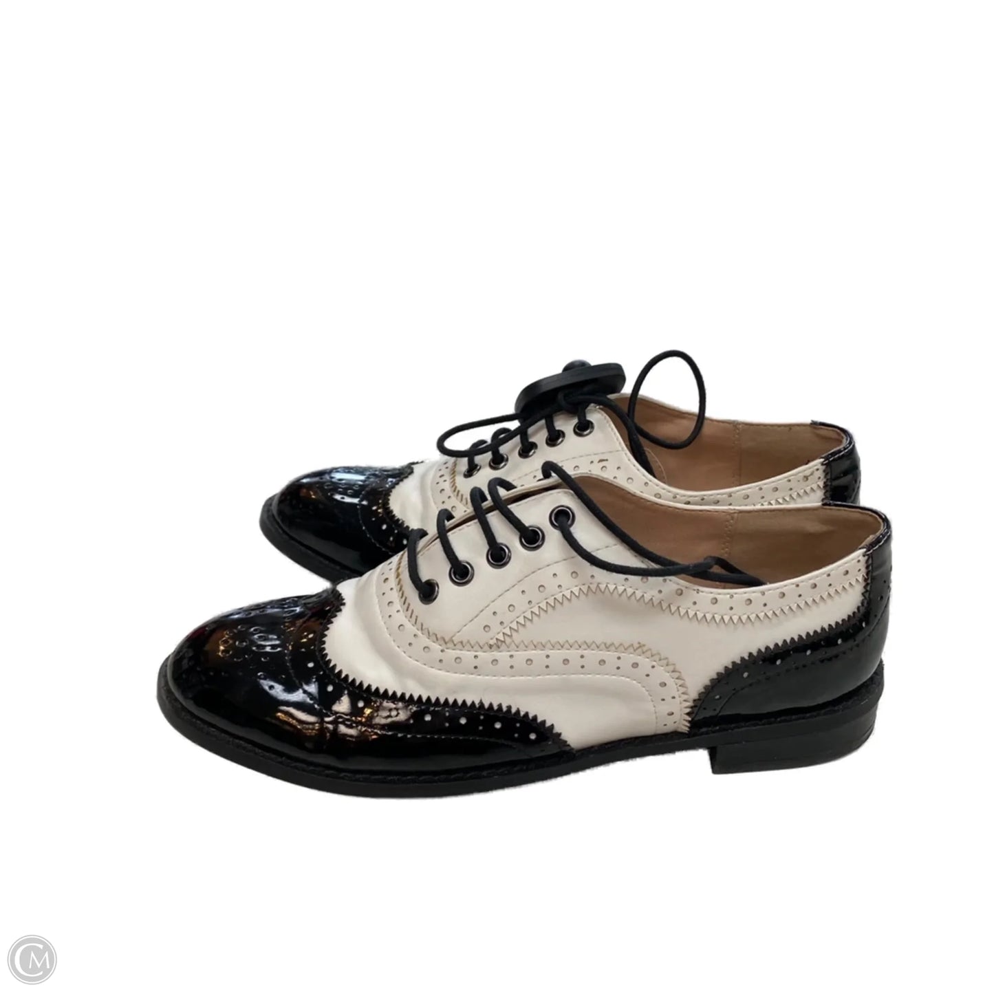 Shoes Flats By Monroe And Main In Black & White, Size: 7.5