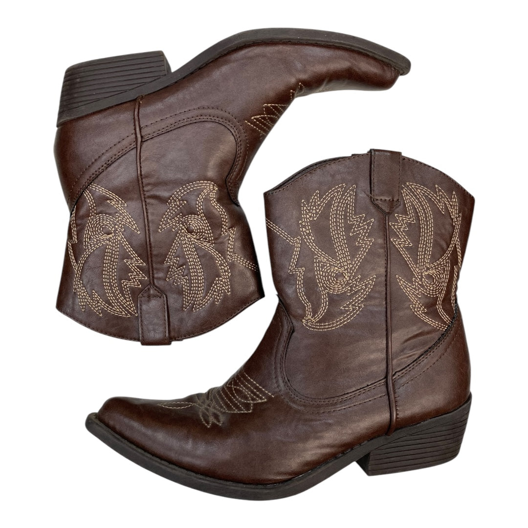 Boots Western By So In Brown, Size: 8