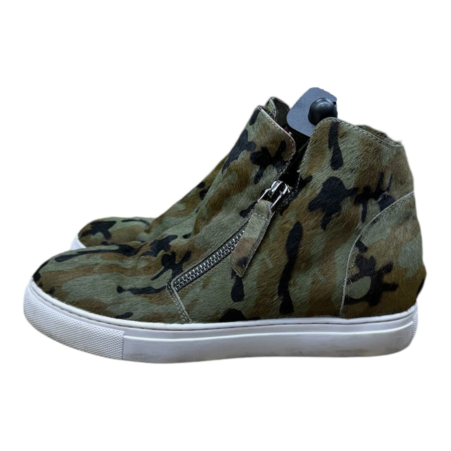Shoes Sneakers By ALL BLACK In Camouflage Print, Size: 6