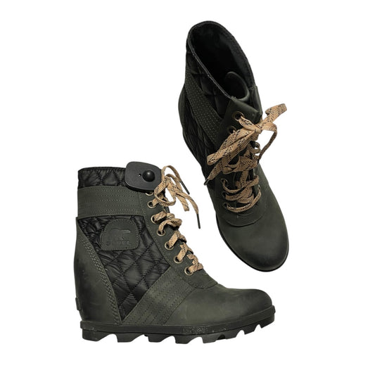 Boots Designer By Sorel In Green, Size:8