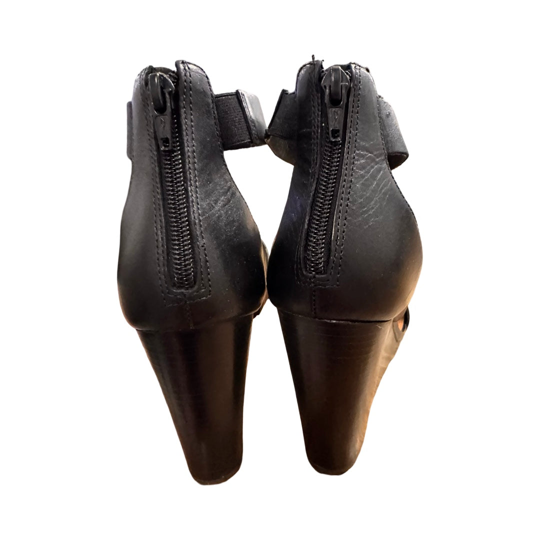 Sandals Heels Block By Steve Madden In Black, Size:9.5