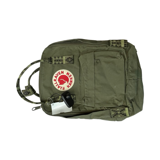 Backpack By Cmc In Green, Size:Medium