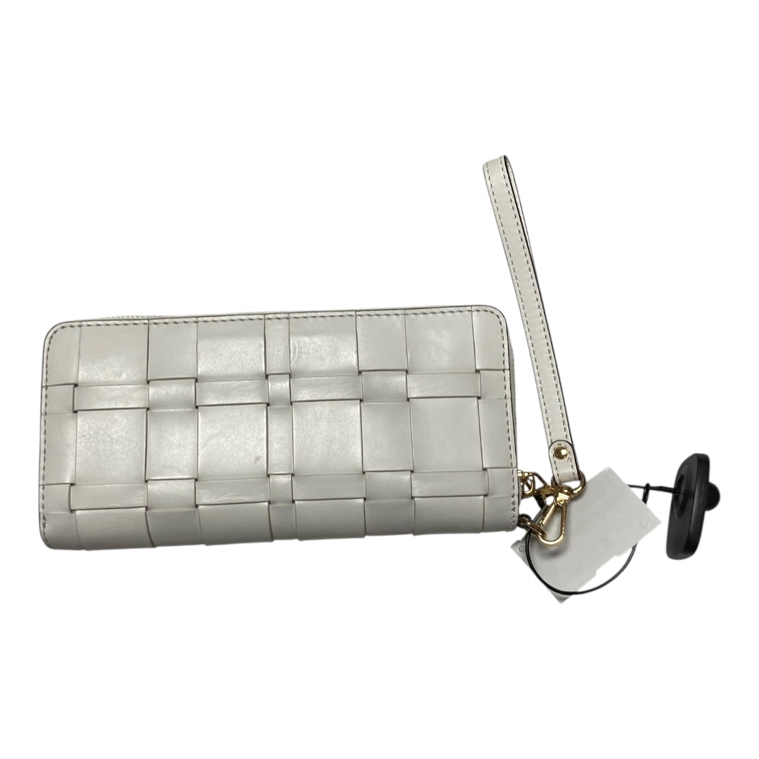 Wallet Designer By Michael Kors In White, Size:Medium