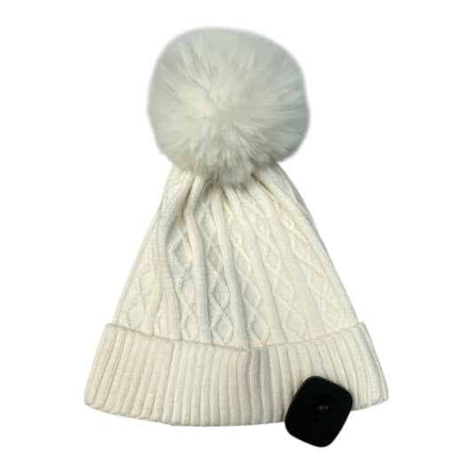 Hat Beanie By Vince Camuto In White