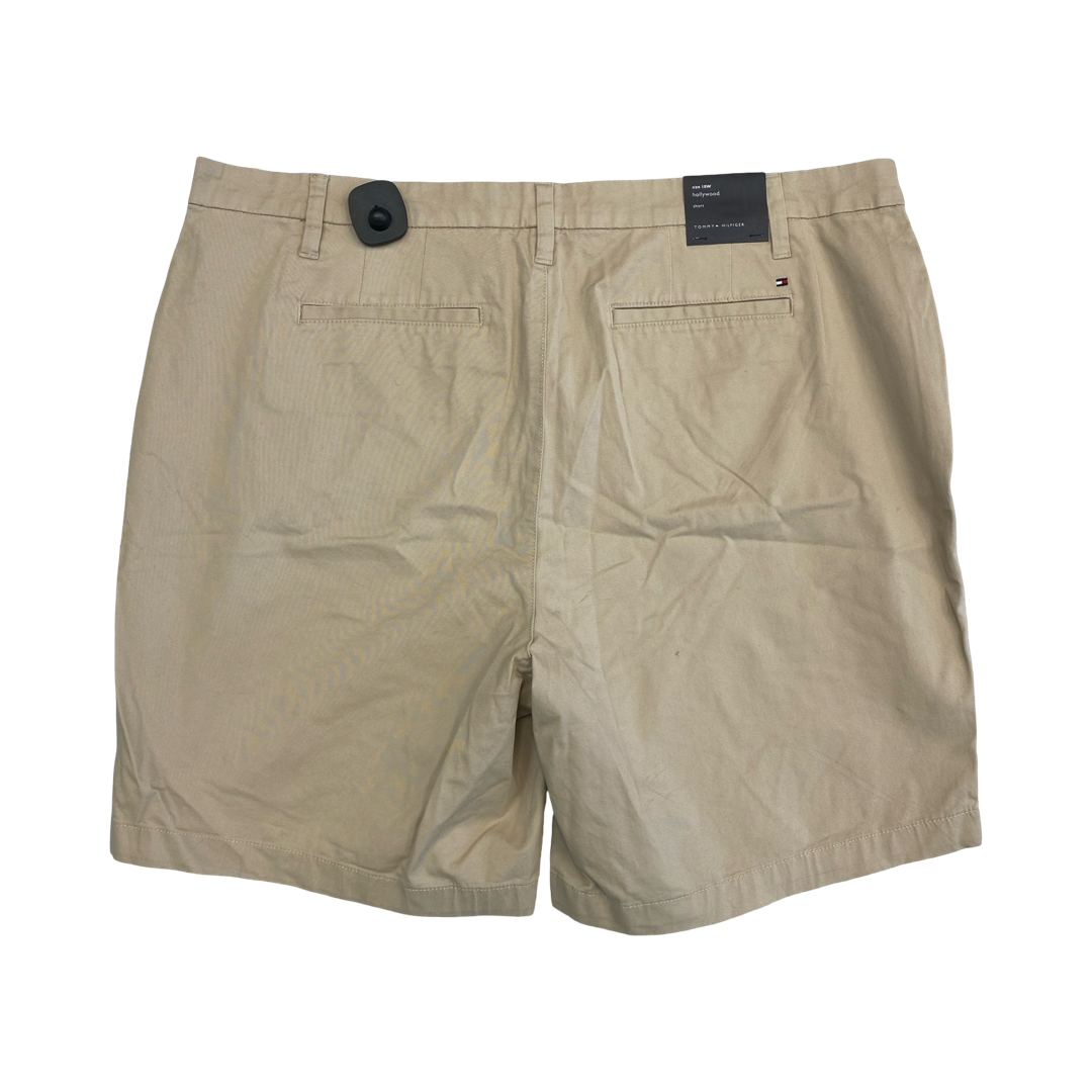 Shorts By Tommy Hilfiger In Tan, Size:18
