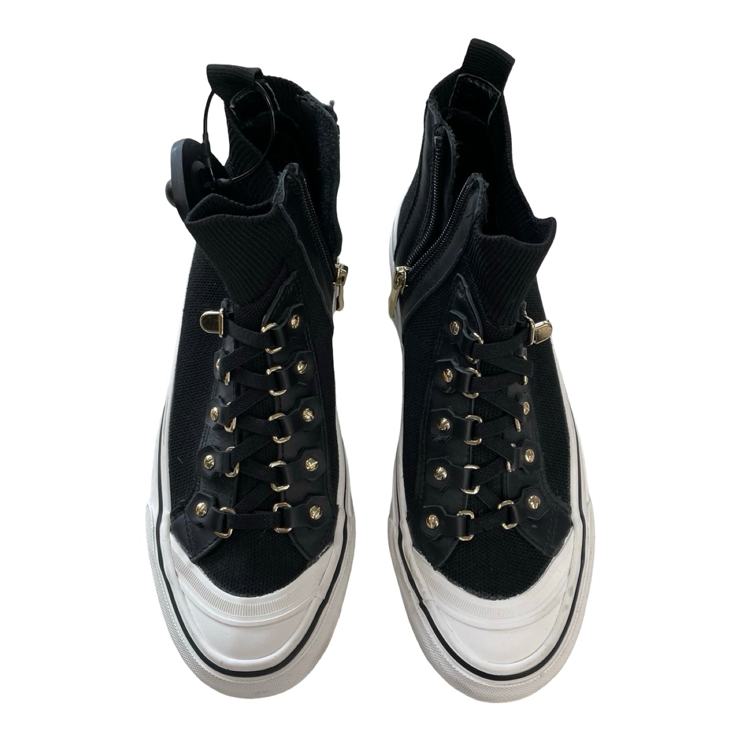 Shoes Sneakers By Dkny In Black & White