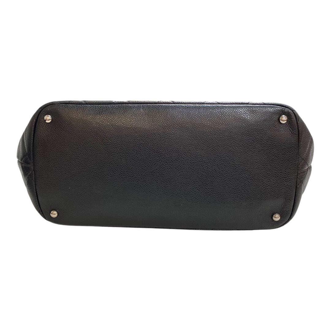 Handbag Luxury Designer By Chanel In Black, Size:Medium