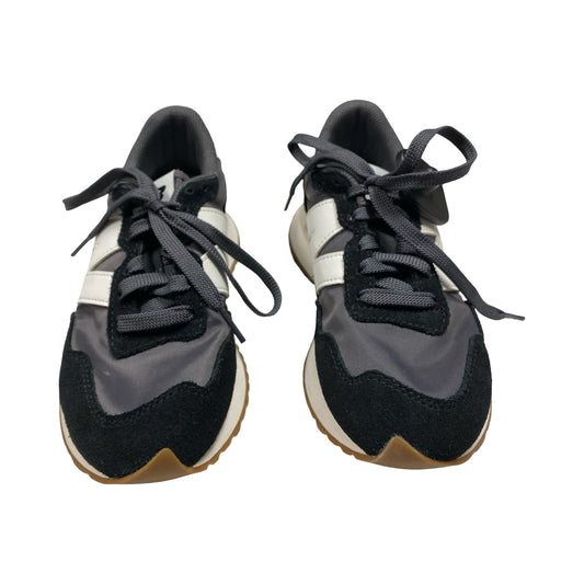 Shoes Athletic By New Balance In Black & White, Size:7