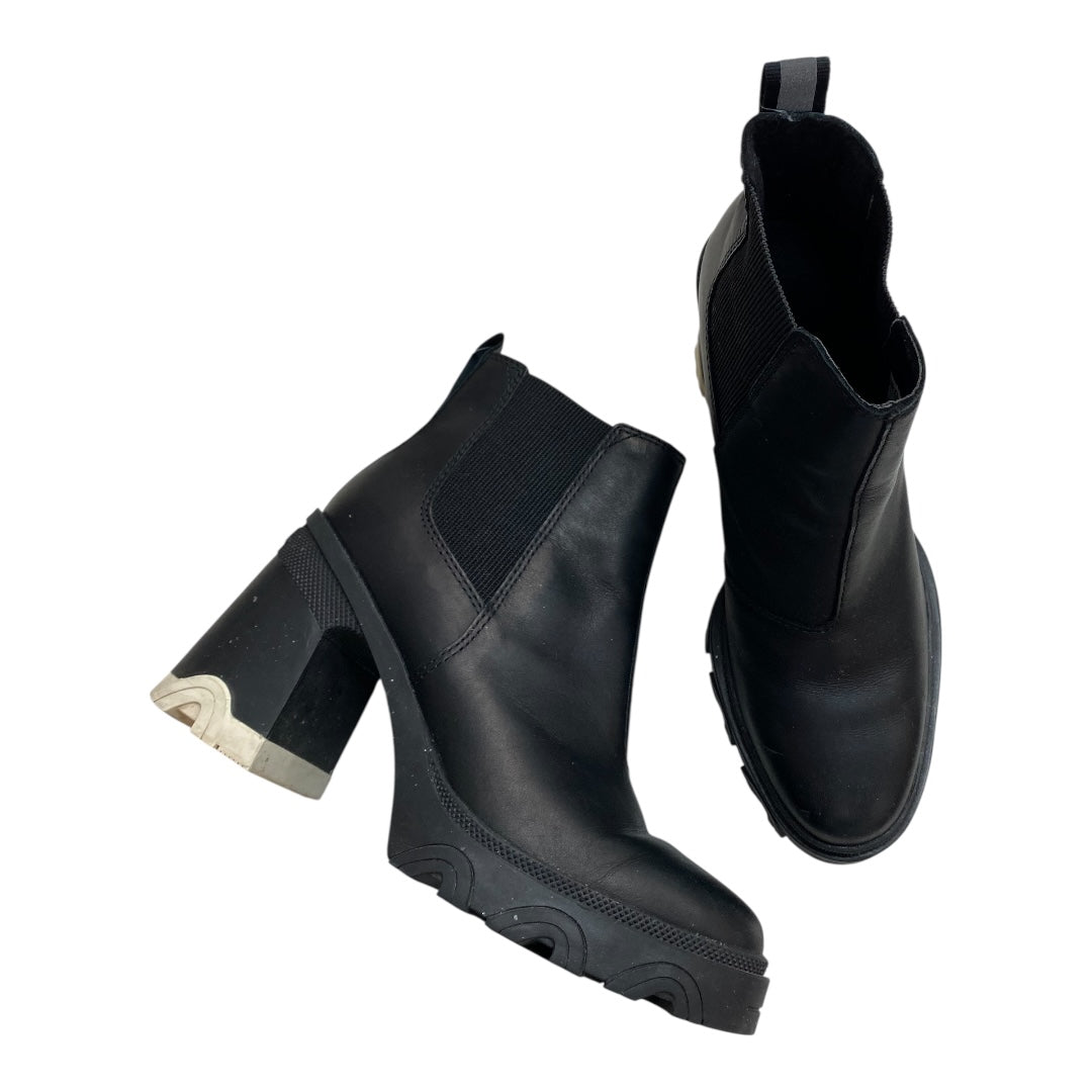 Boots Designer By Sorel In Black & White, Size:7.5