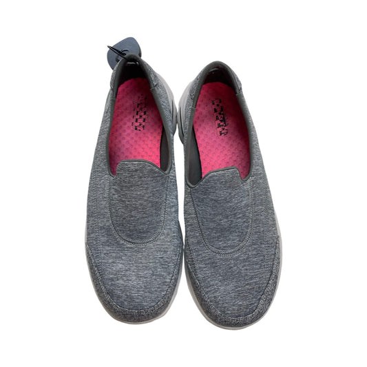 Shoes Flats By Skechers In Grey, Size:10
