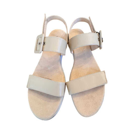 Sandals Flats By Vaneli In Cream, Size:9