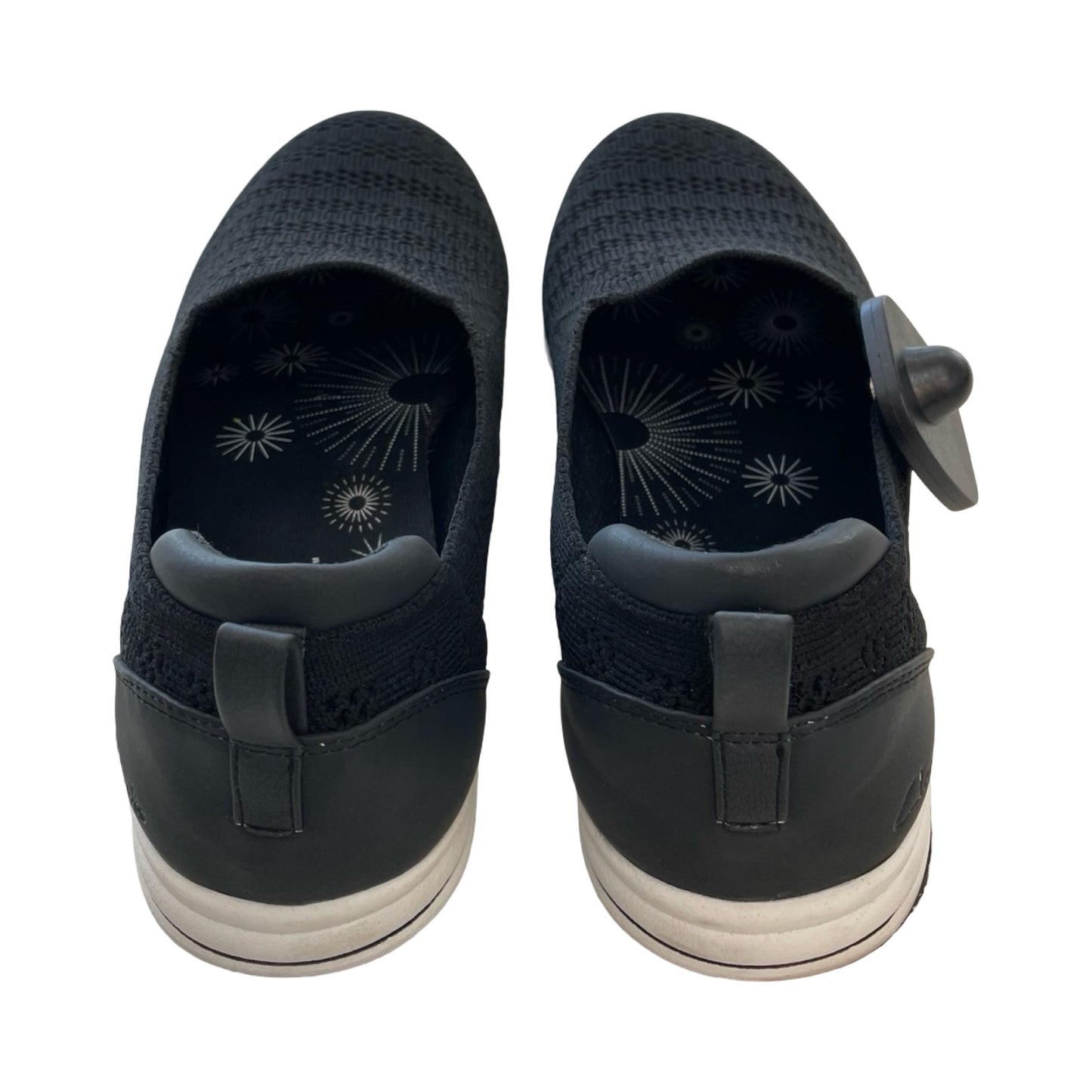 Shoes Athletic By Clarks In Black, Size:8
