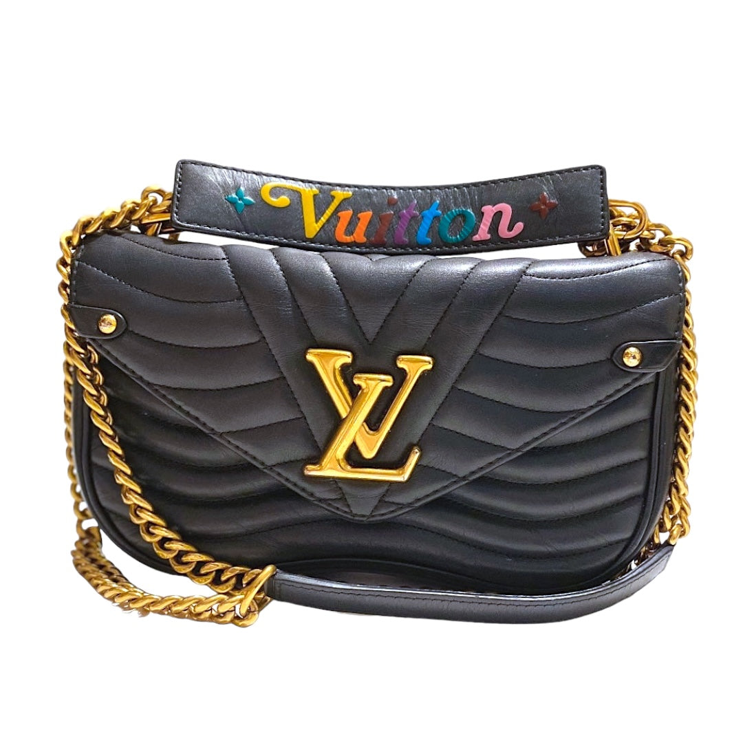 Handbag Luxury Designer By Louis Vuitton  Size: Small