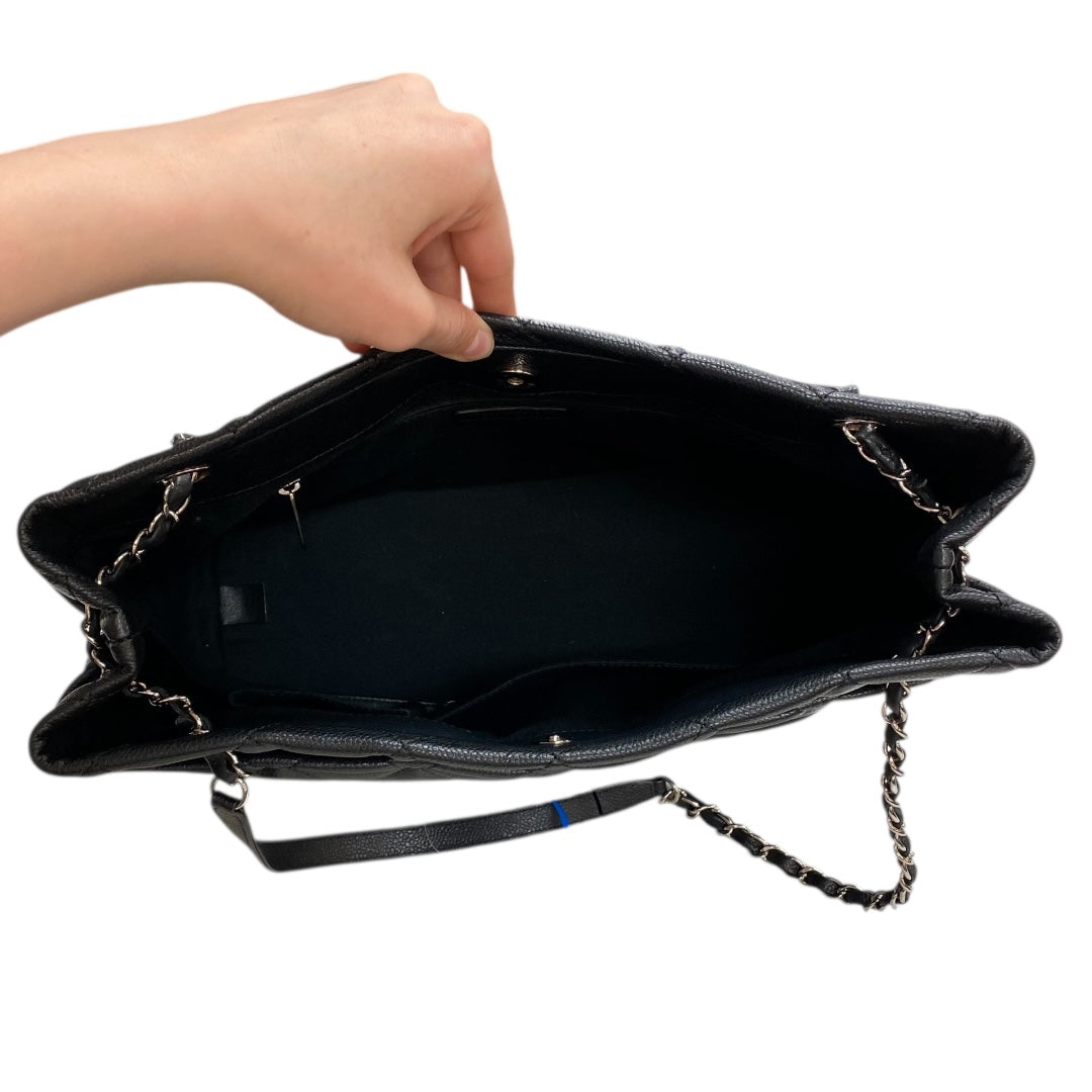 Handbag Luxury Designer By Chanel In Black, Size:Medium