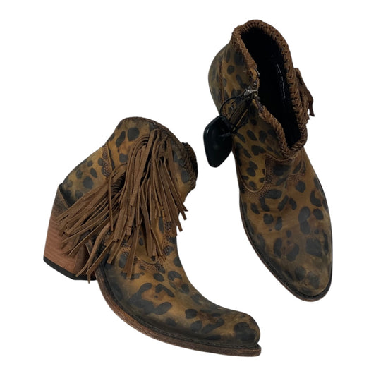 Boots Western By Clothes Mentor In Animal Print, Size:8.5