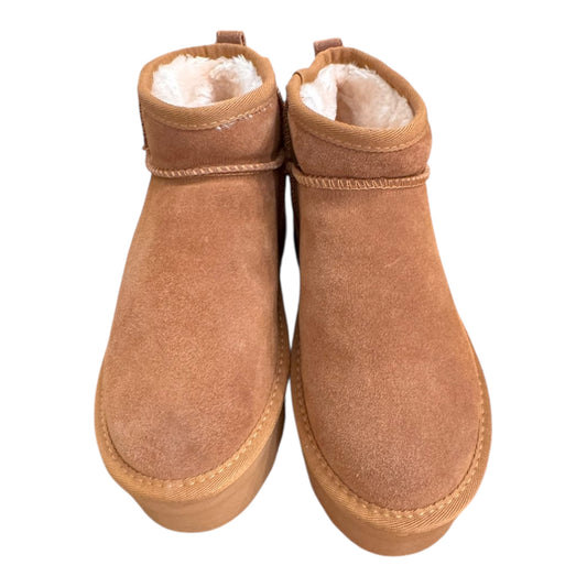 Boots Snow By Cushionaire In Brown, Size:8
