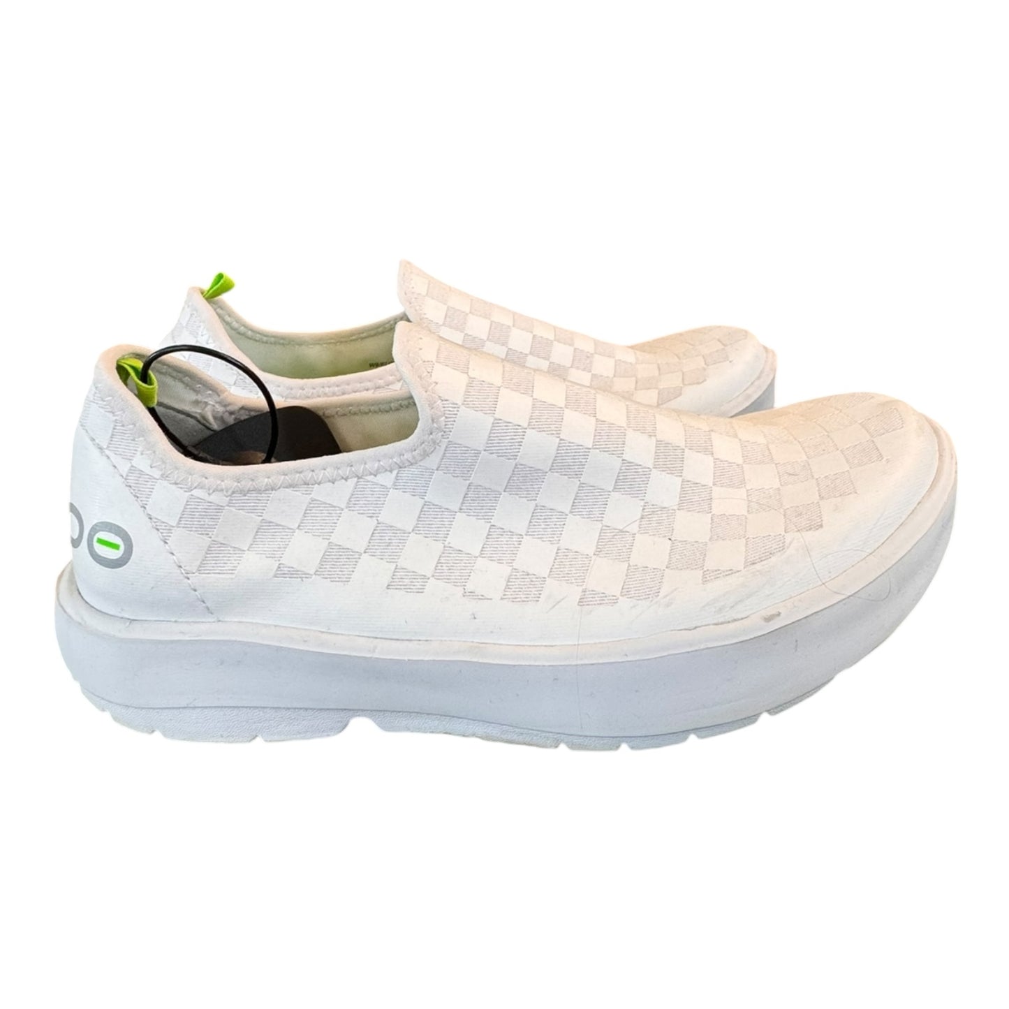 Shoes Athletic By Oofos In White, Size:8