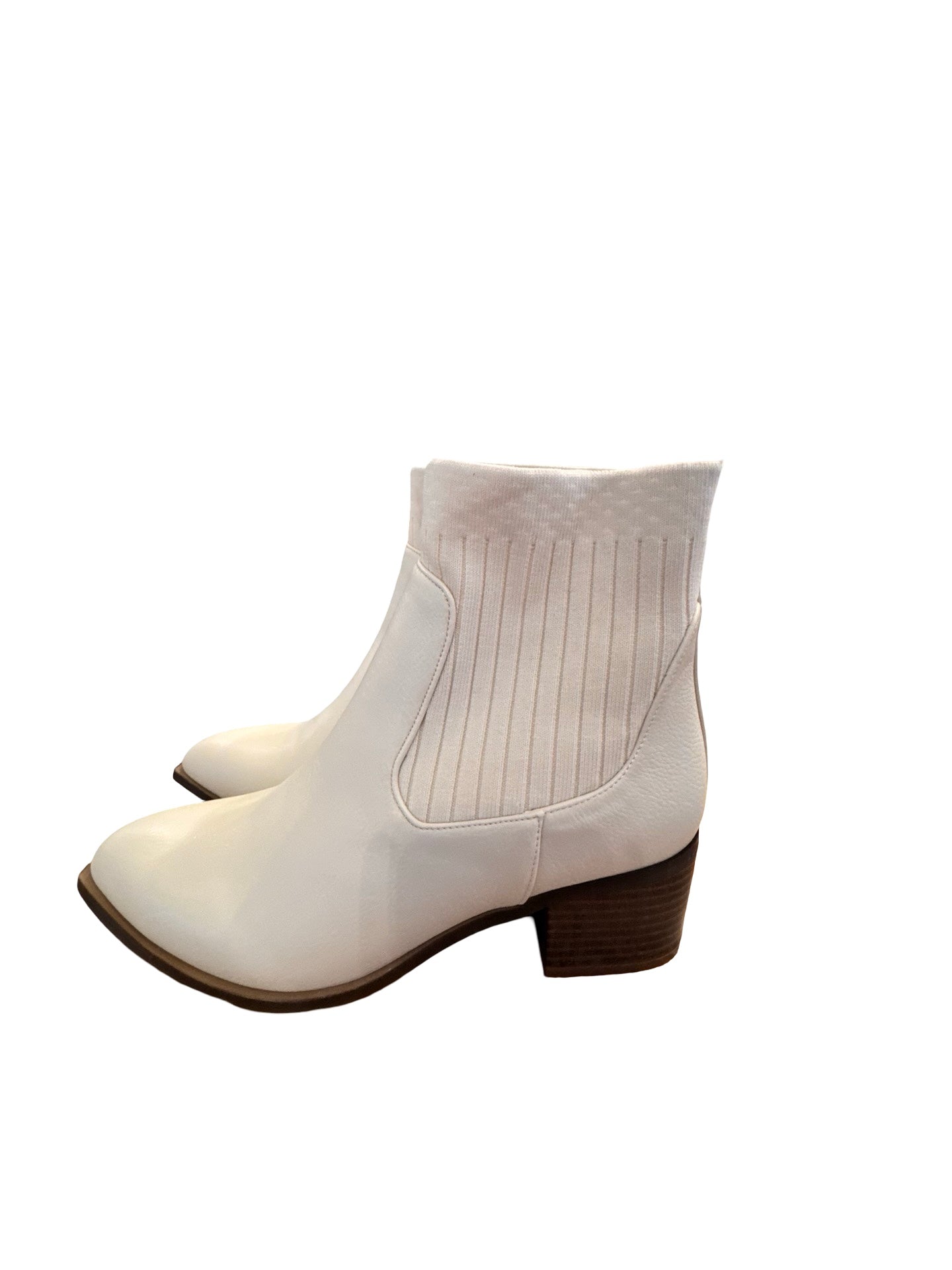 Boots Ankle Heels By Chinese Laundry In Cream, Size:8.5