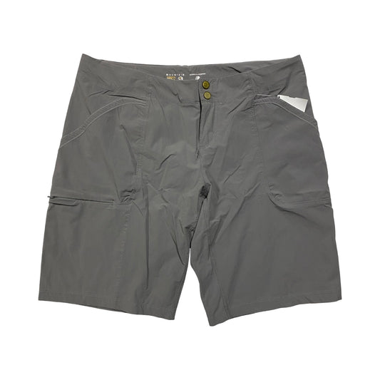 Shorts By Mountain Hardwear In Grey, Size:12