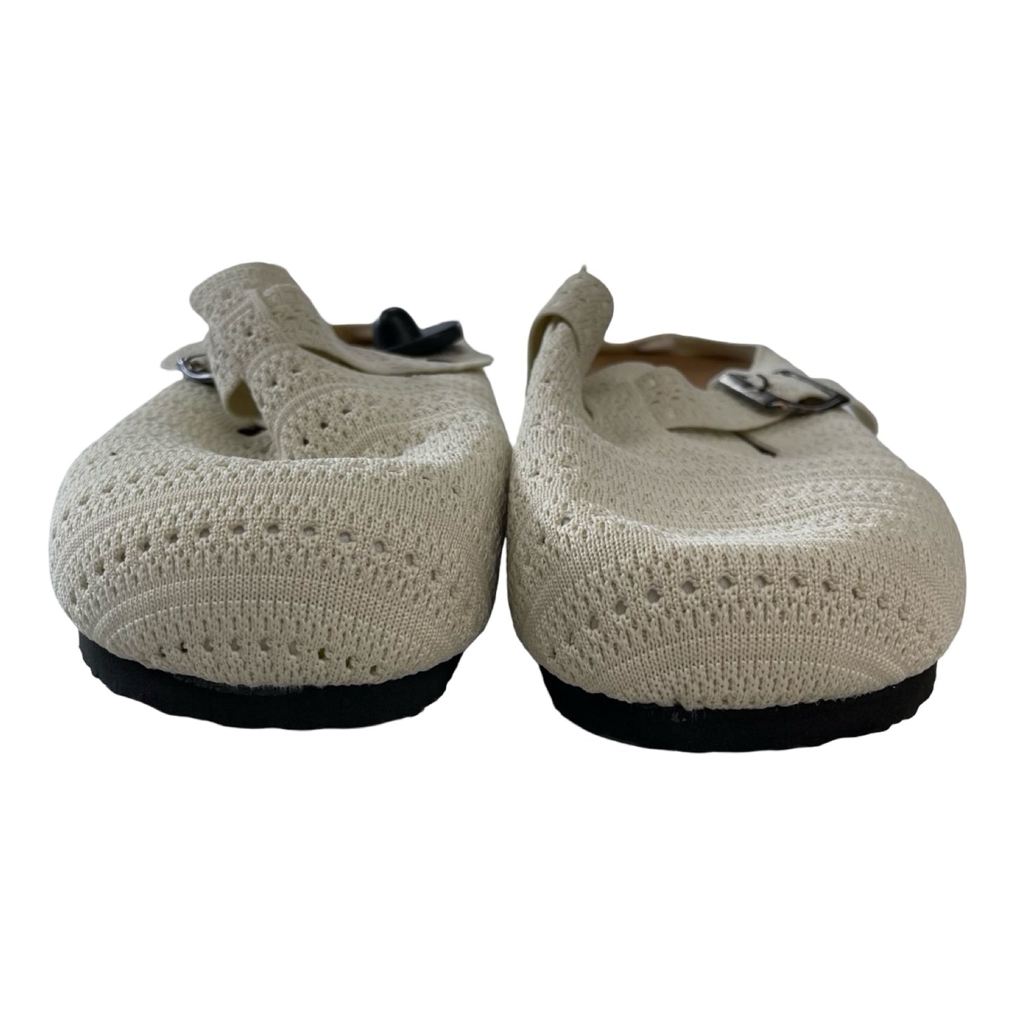 Shoes Flats By Clothes Mentor In Cream, Size:9.5