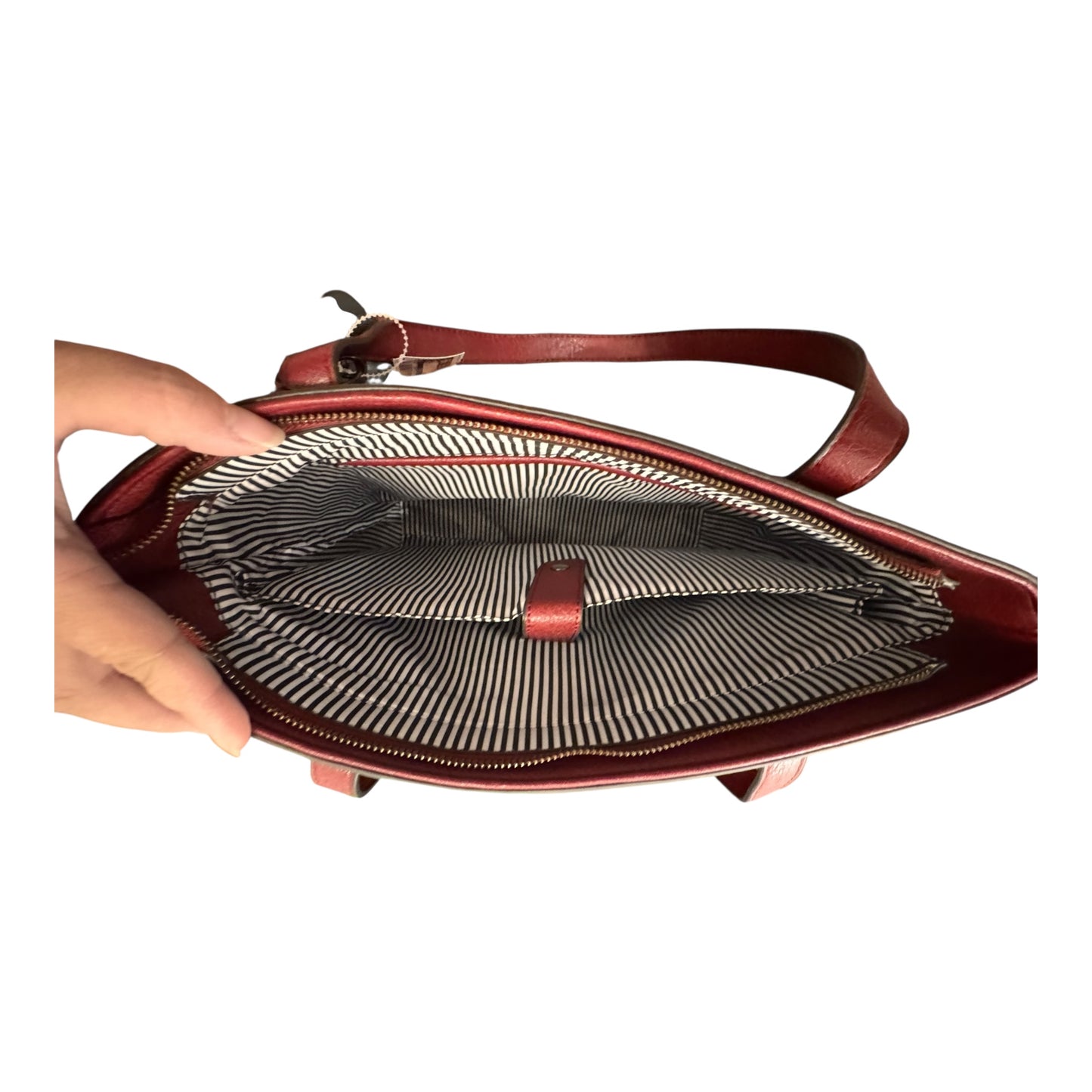 Handbag By Clothes Mentor In Red, Size:Medium