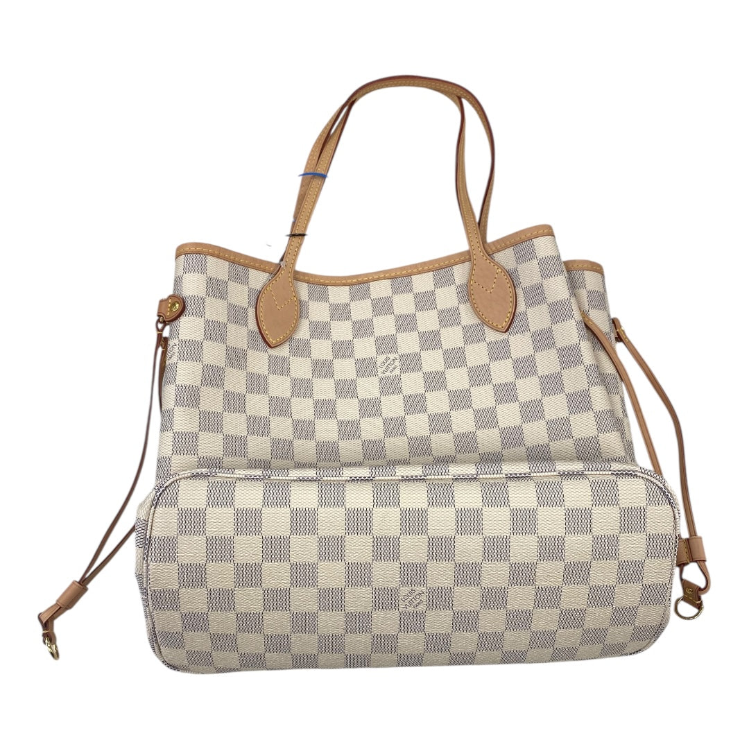 Handbag Luxury Designer By Louis Vuitton In Cream - DAMIER AZUR NEVERFULL MM, Size:Medium