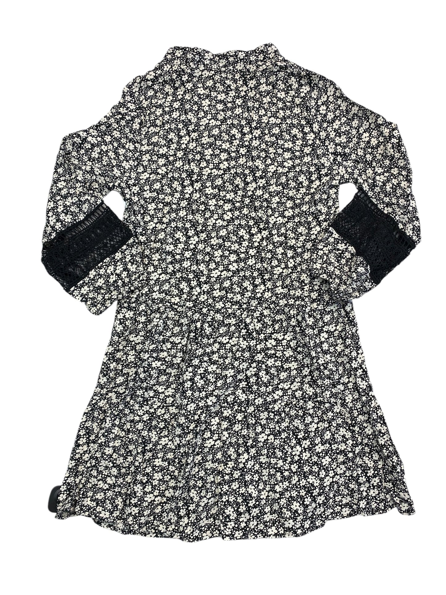 Dress Casual Midi By Cmc In Black & White, Size:M