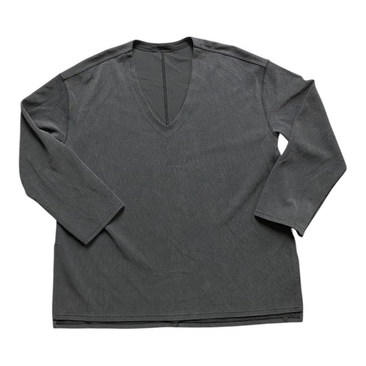Sweater By Lululemon In Grey, Size:10