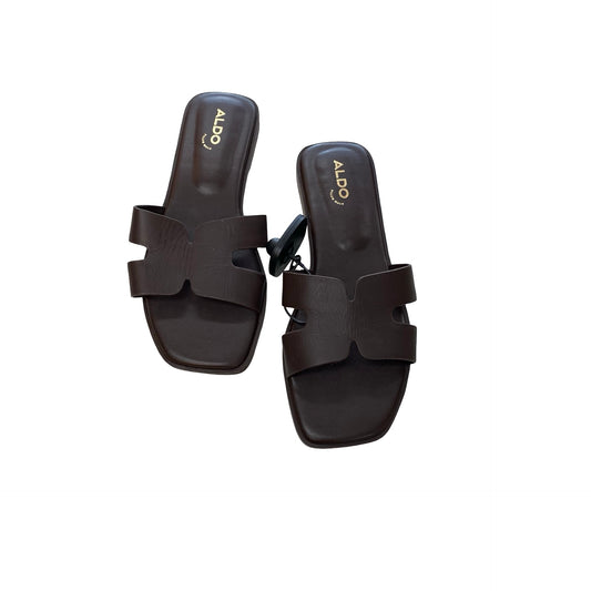 Sandals Flats By Aldo In Brown, Size:7
