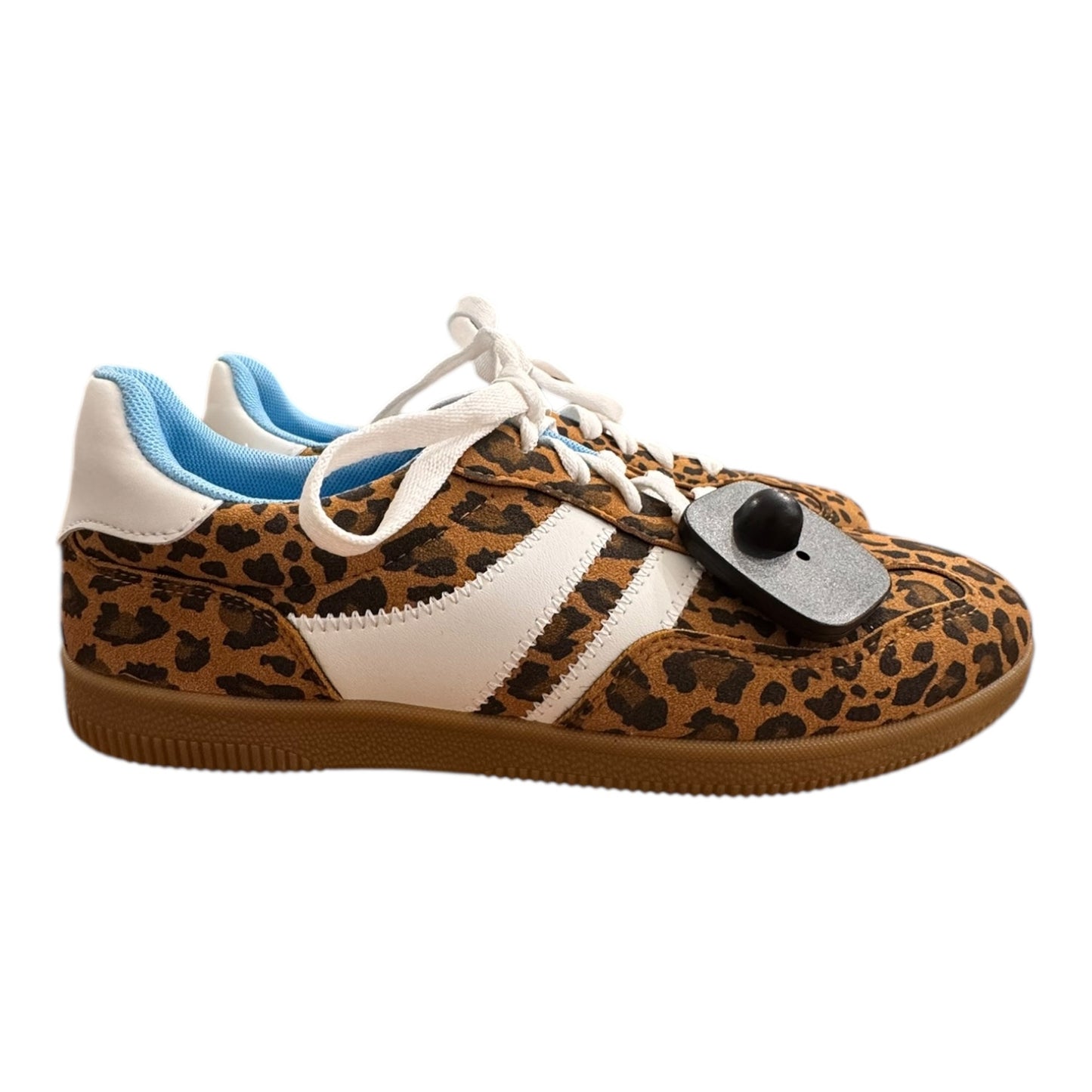 Shoes Athletic By Clothes Mentor In Animal Print, Size:9