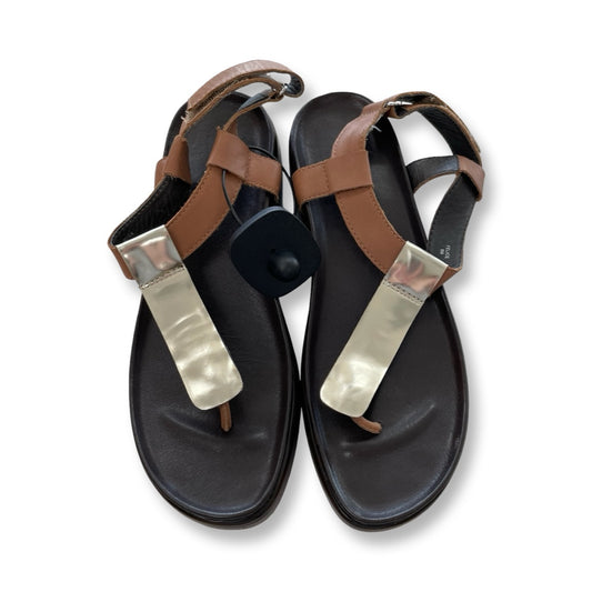 Sandals Flats By Donald Pliner In Brown, Size:8