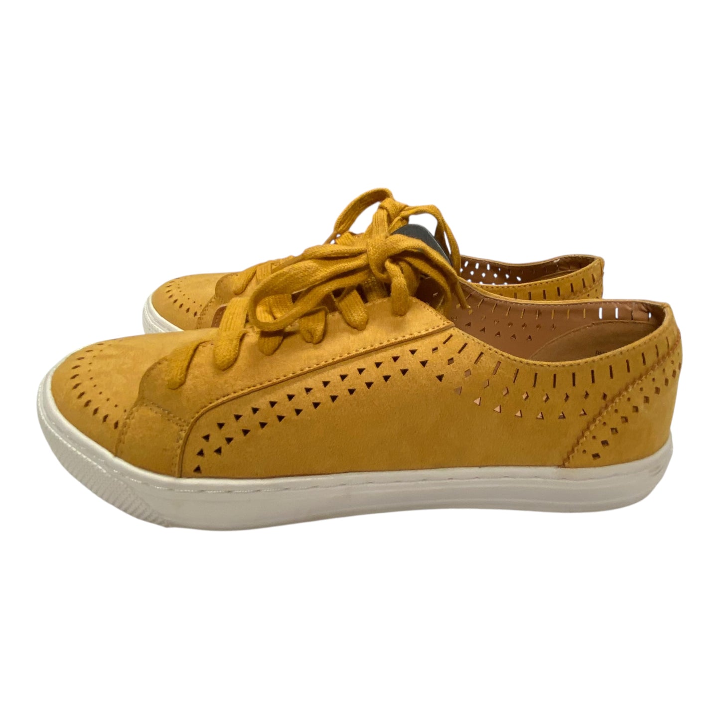 Shoes Athletic By Torrid In Gold, Size:9