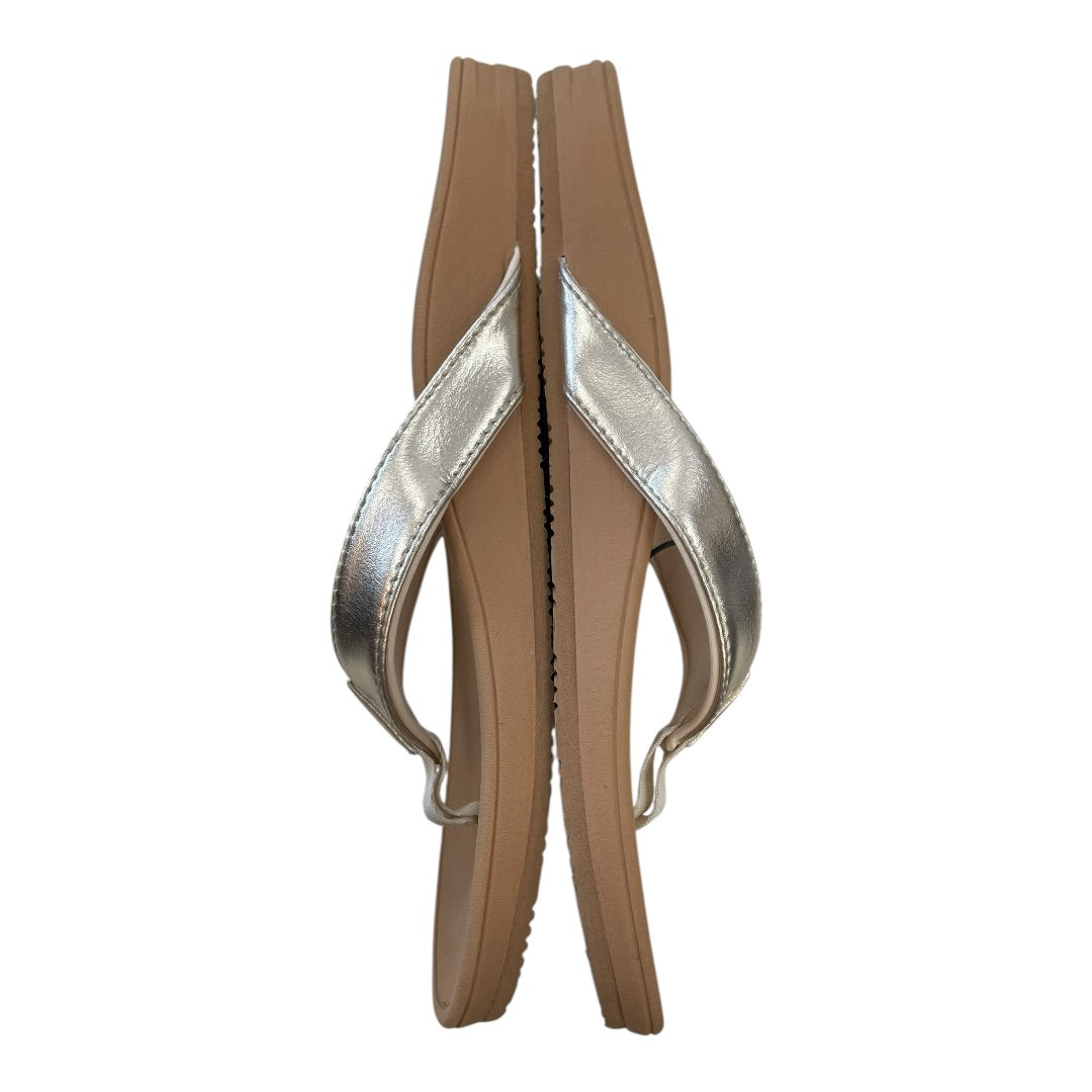 Sandals Flip Flops By Reef In Gold, Size:7