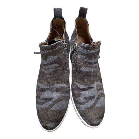 Shoes Heels Wedge By Susina In Camouflage Print, Size:6