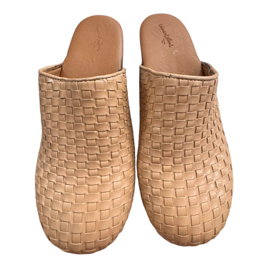 Shoes Heels Block By Universal Thread In Tan, Size:9