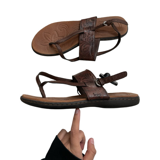 Sandals Flats By Boc In Brown, Size:8